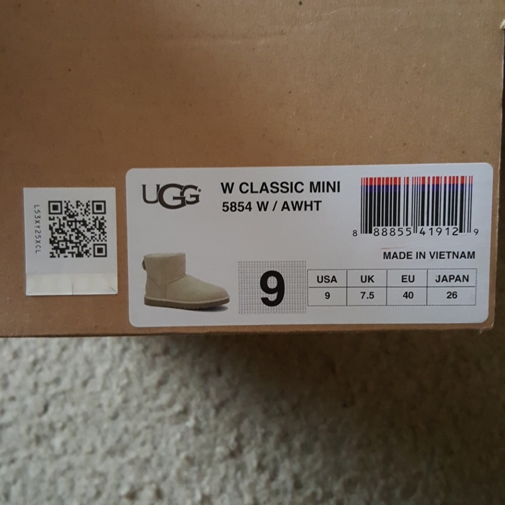 Authentic Ugg Cream Mini Boots - SOLD - Picture 2 of 8